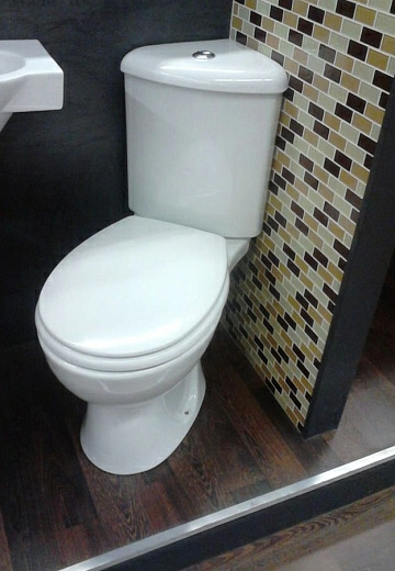 Унитаз угловой Vitra Arkitekt 9754B003-7201 крышка микролифт Унитаз угловой Vitra Arkitekt 9754B003-7201 крышка микролифт