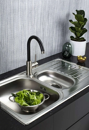 Смеситель для кухни Omoikiri Shinagawa-BN-BL черный