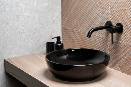 Смеситель Armatura Moza черный для умывальника