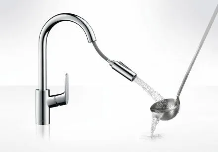 Смеситель для кухни Hansgrohe Focus 31815670 выдвижной излив, черный матовый