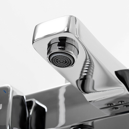 Смеситель Wasserkraft Aller 1061 для ванны с душем