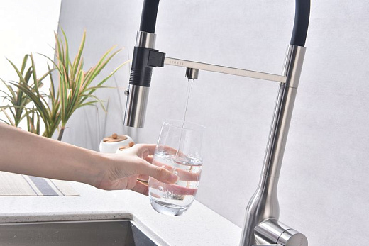 Смеситель PAULMARK MAGNETO ONE Ma213188-BS, (стальной/брашированная сталь), гибкий излив