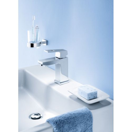 Стакан Grohe Essentials 40372001 Стакан Grohe Essentials 40372001
