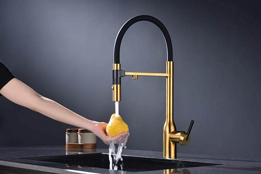 Смеситель PAULMARK MAGNETO ONE Ma213188-BG, брашированное золото, с гибким изливом