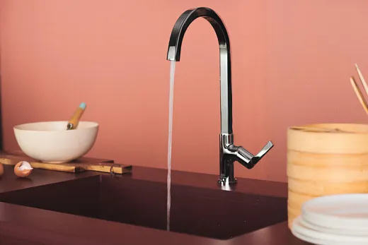 Смеситель для кухонной мойки Ideal Standard GUSTO BD411AA  с высоким трубчатым квадратным изливом R-типа