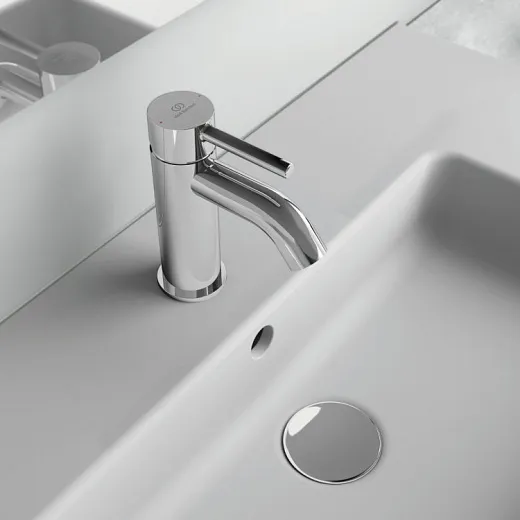 Смеситель для умывальника Ideal Standard CERALINE BC192AA