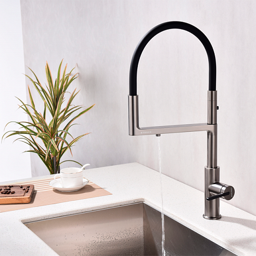 Смеситель PAULMARK TORNADO To213402-B, (вороненая сталь/беретта), гибкий излив