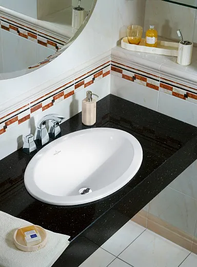 Раковина Villeroy&Boch Loop&Friends 6155 30, врезная сверху, 66*47 см