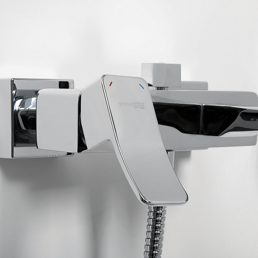 Смеситель Wasserkraft Aller 1061 для ванны с душем