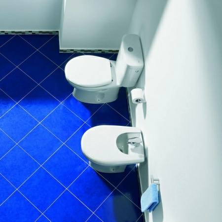 Биде напольное Roca Victoria 357390000 35,5x53 Биде напольное Roca Victoria 357390000 35,5x53